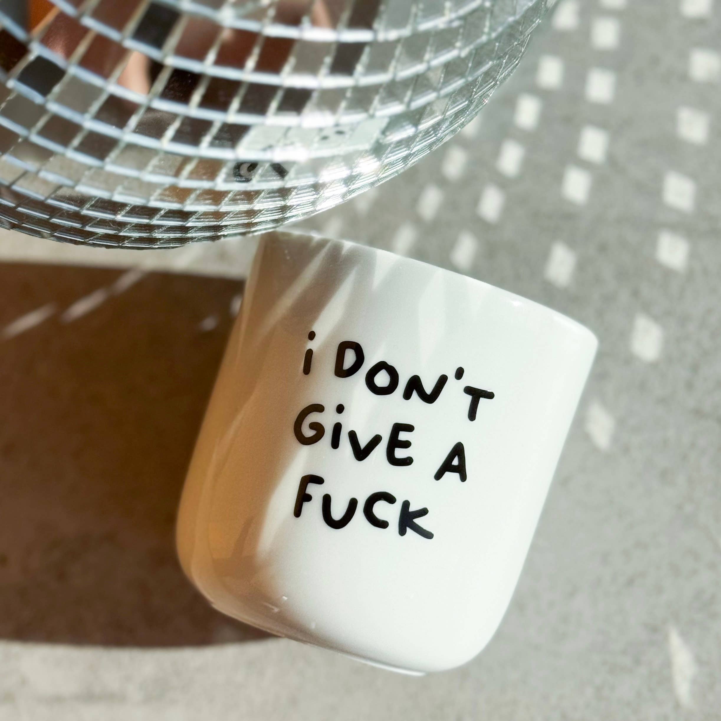 Becher I Don’t Give A Fuck von Frau Hansen