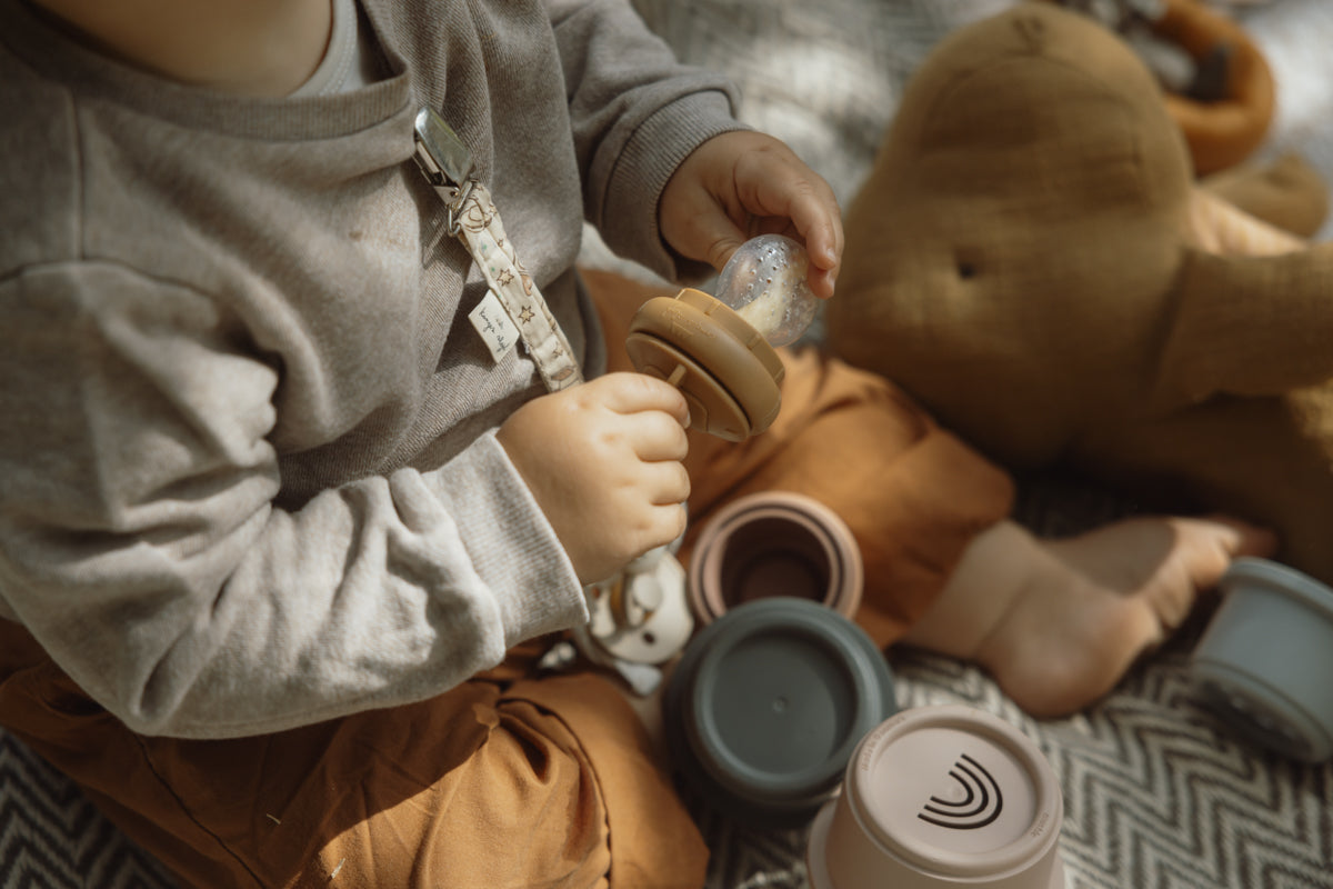Silikonschnuller für Obst von Konges Sløjd