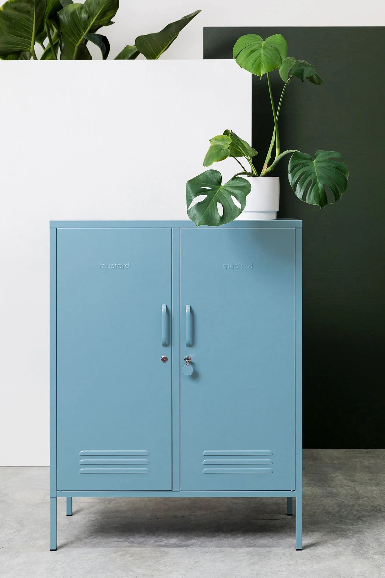 Schrank "The Midi" von Mustard Made