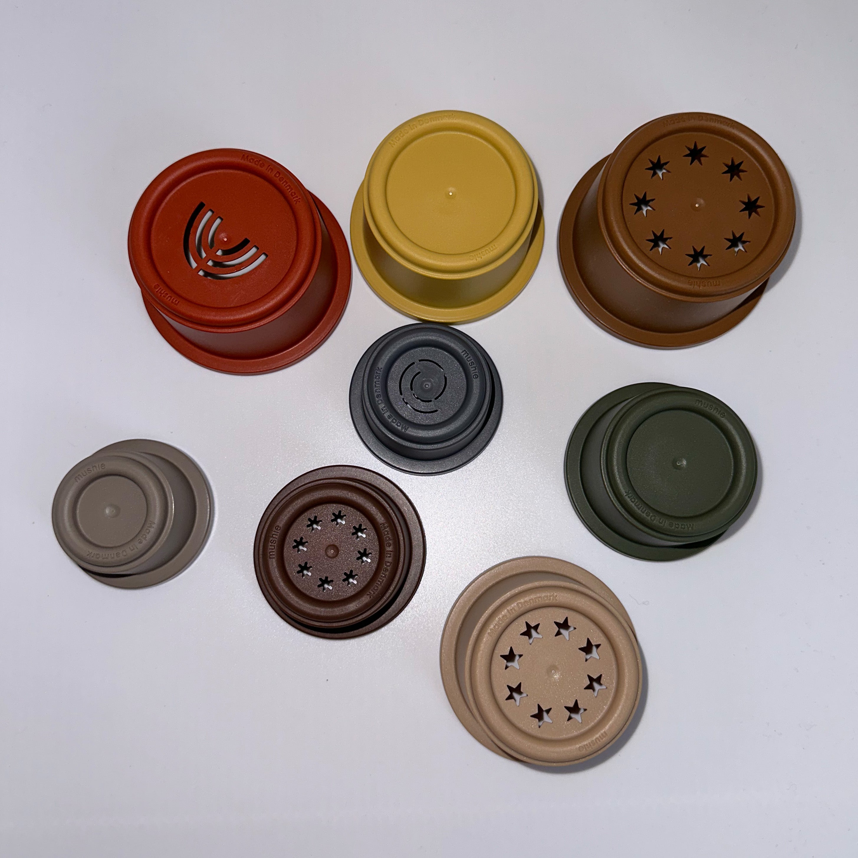 Stacking Cups Toy von Mushie