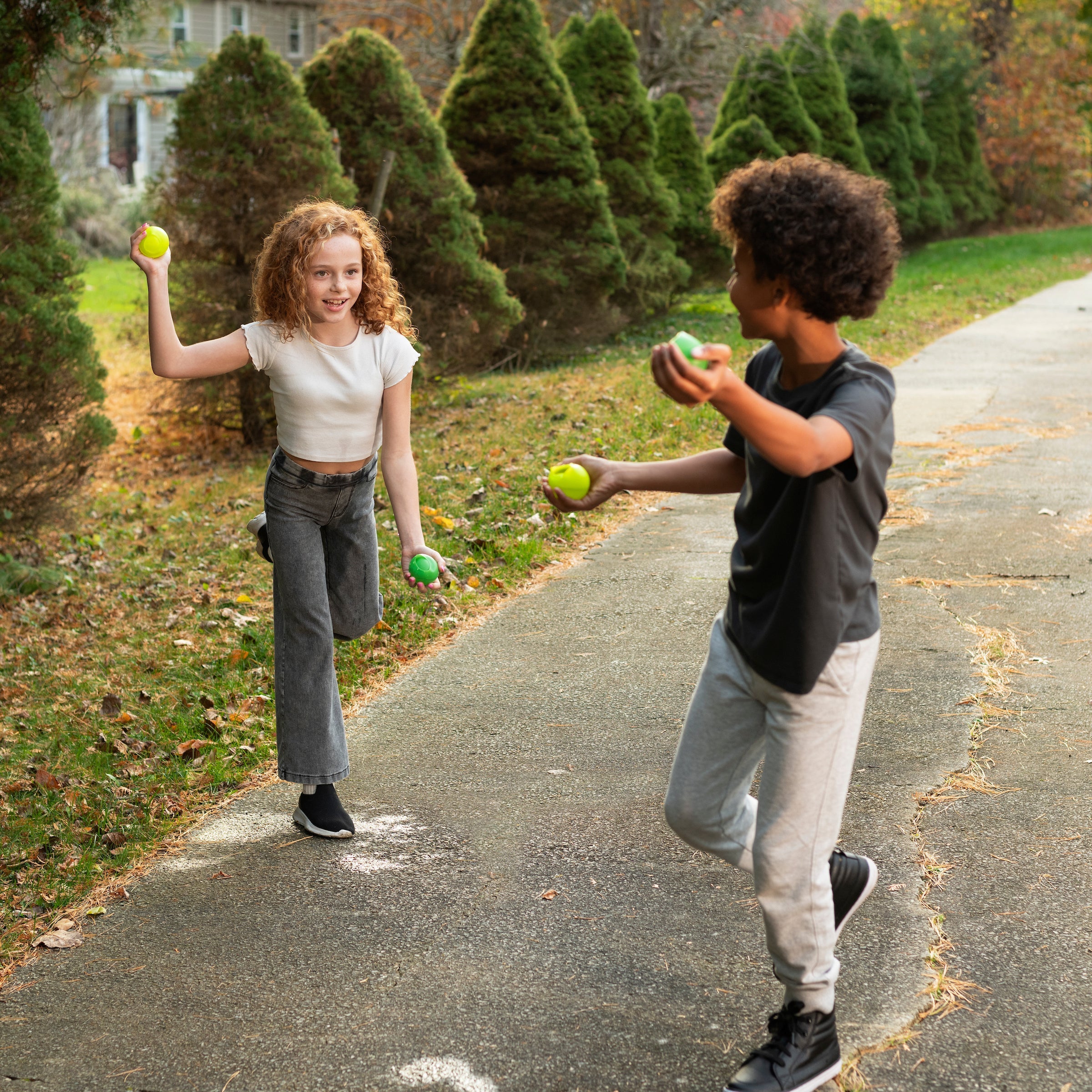 Huckleberry Reusable Water Balls von Kikkerland