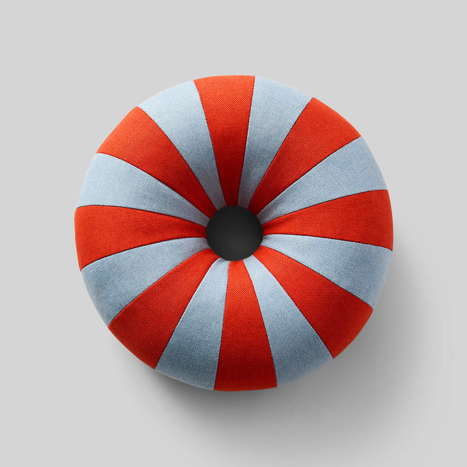 Float Pillows von Studio About