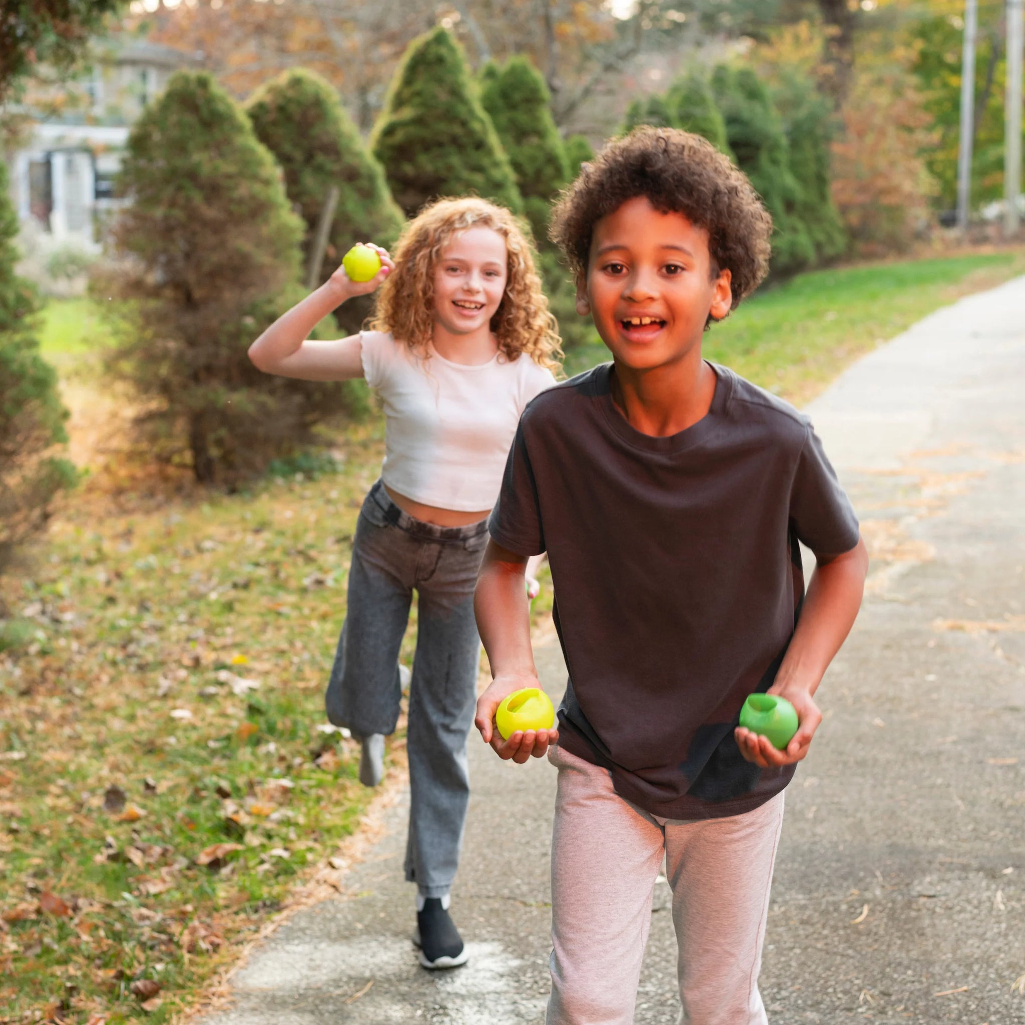 Huckleberry Reusable Water Balls von Kikkerland