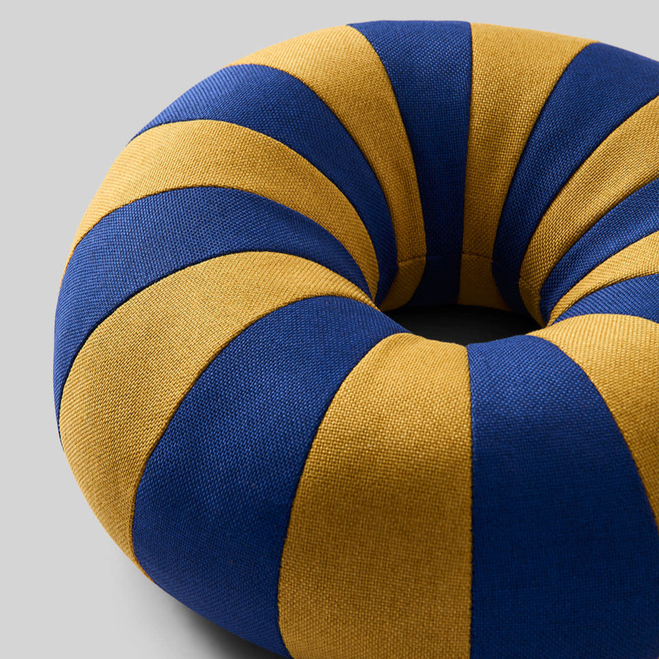 Float Pillows von Studio About