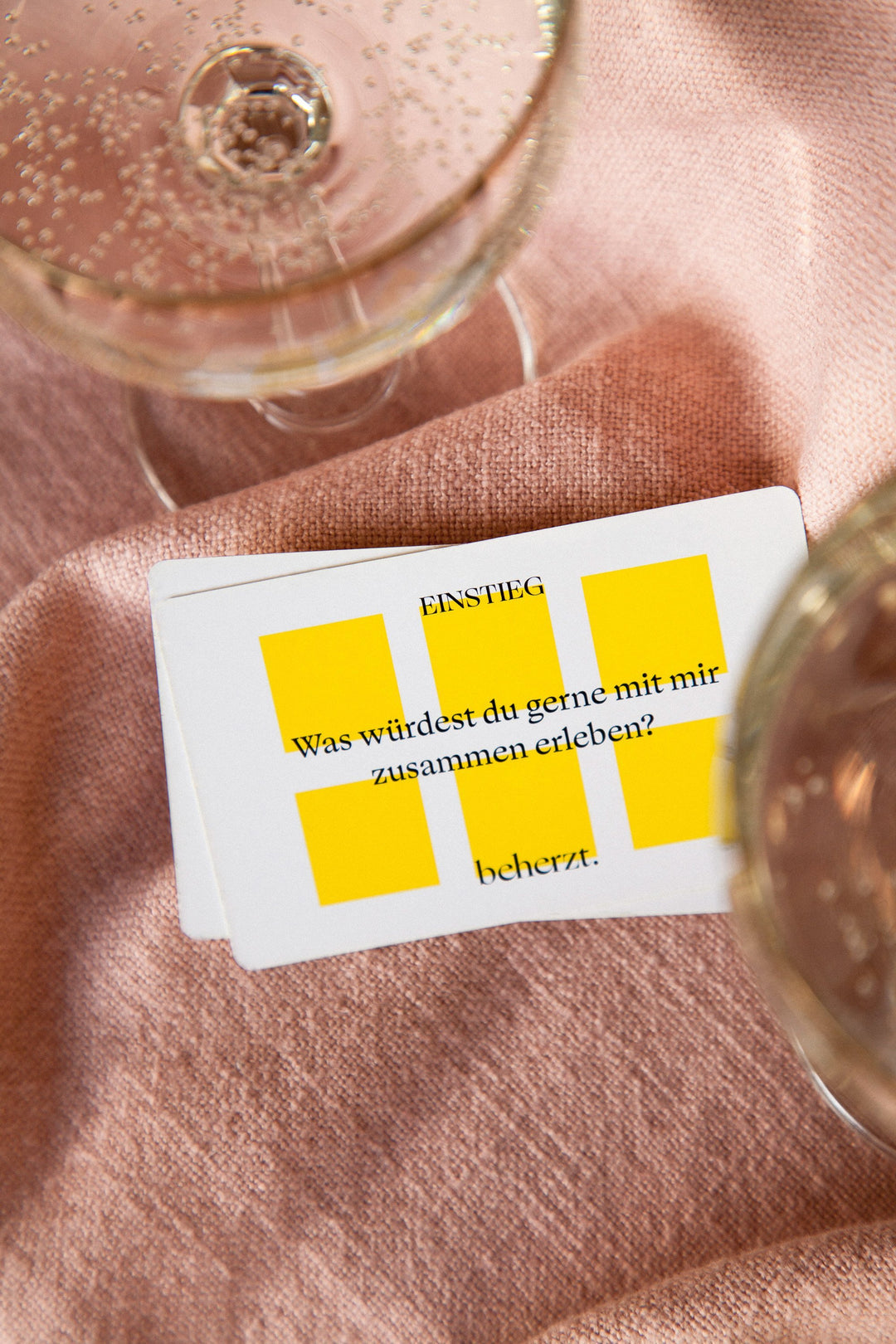 Kartenset-Spiel | 90 Fragen die verbinden von Beherzt.