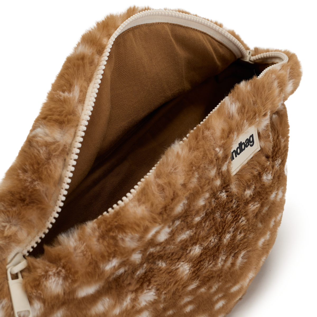 Hindbag Olivia Gürteltasche Rehbraun – Ansicht mit verstellbarem Riemen