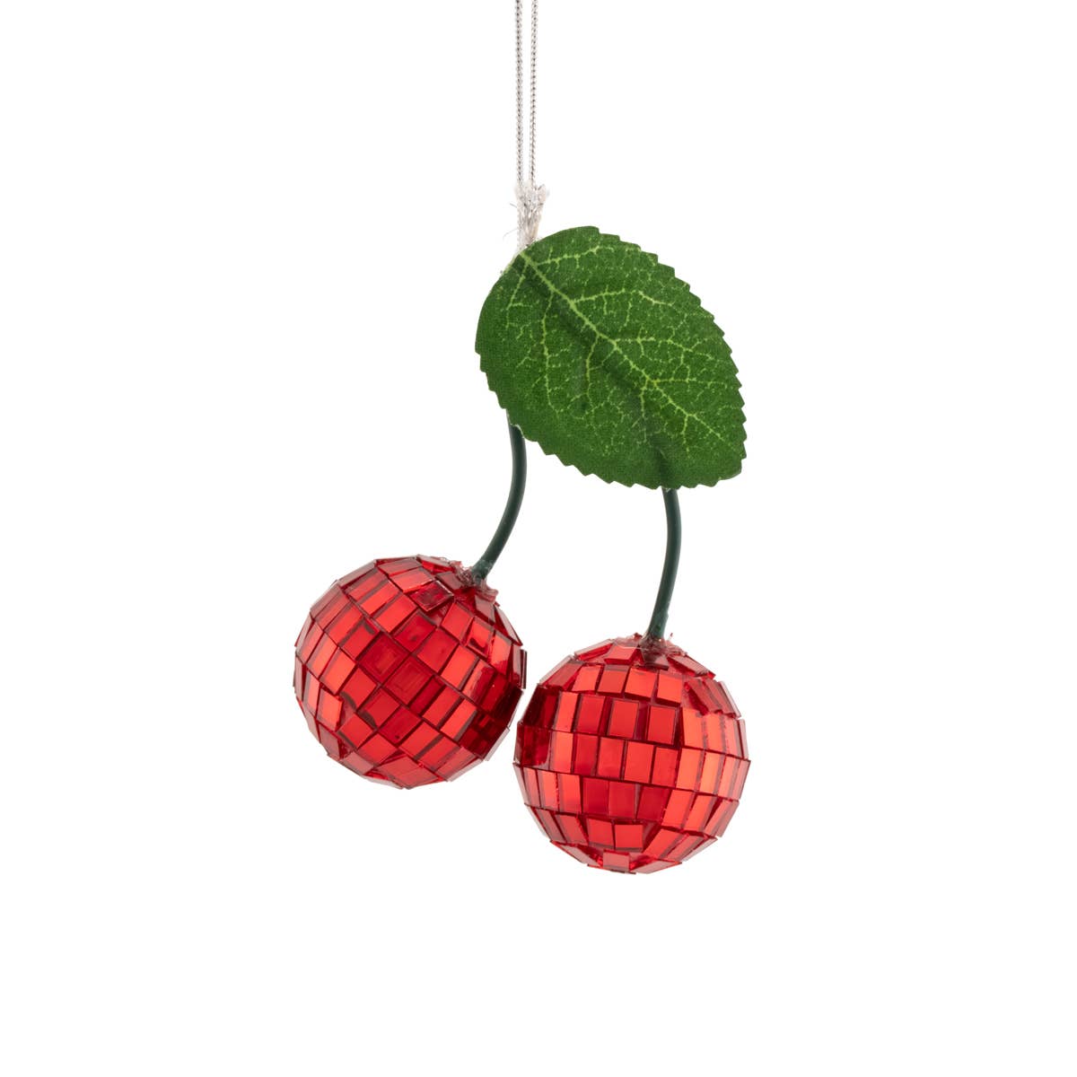 Baumschmuck Kirsch-Spiegelkugel von Sass & Belle – verspiegelter Christbaumanhänger in Kirschform
