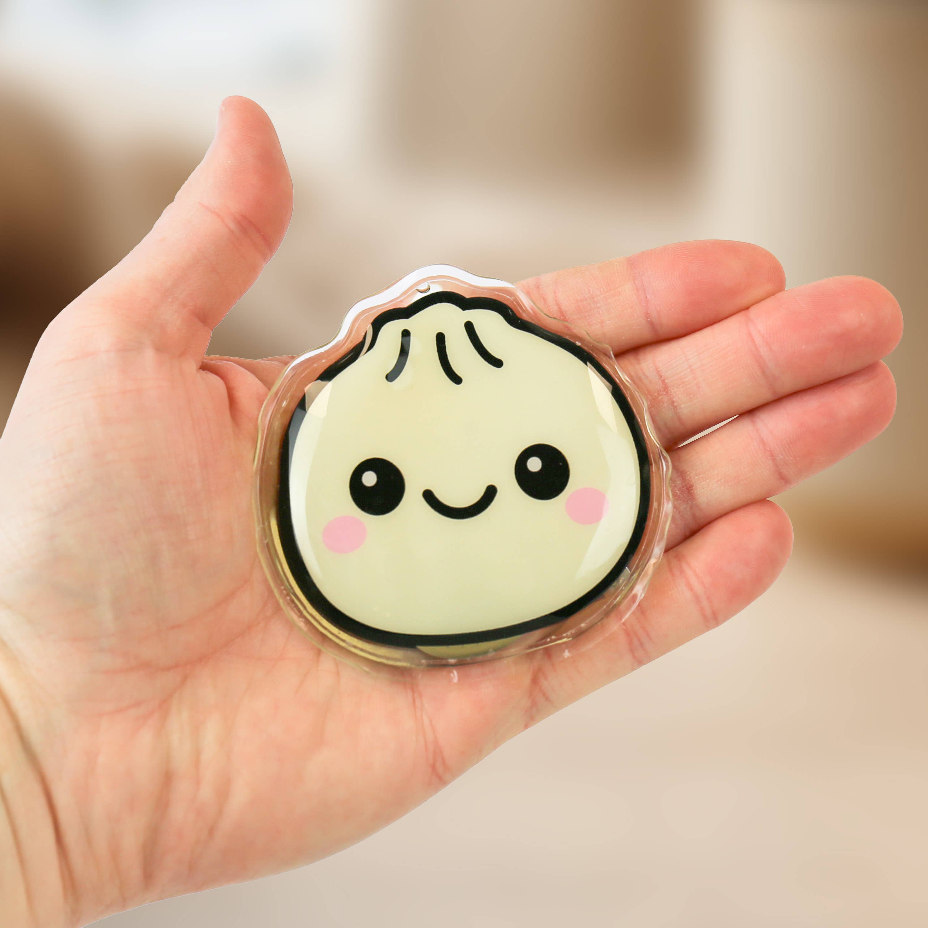 Gift Republic Dumpling Handwärmer – Detailansicht Plüsch warm und weich