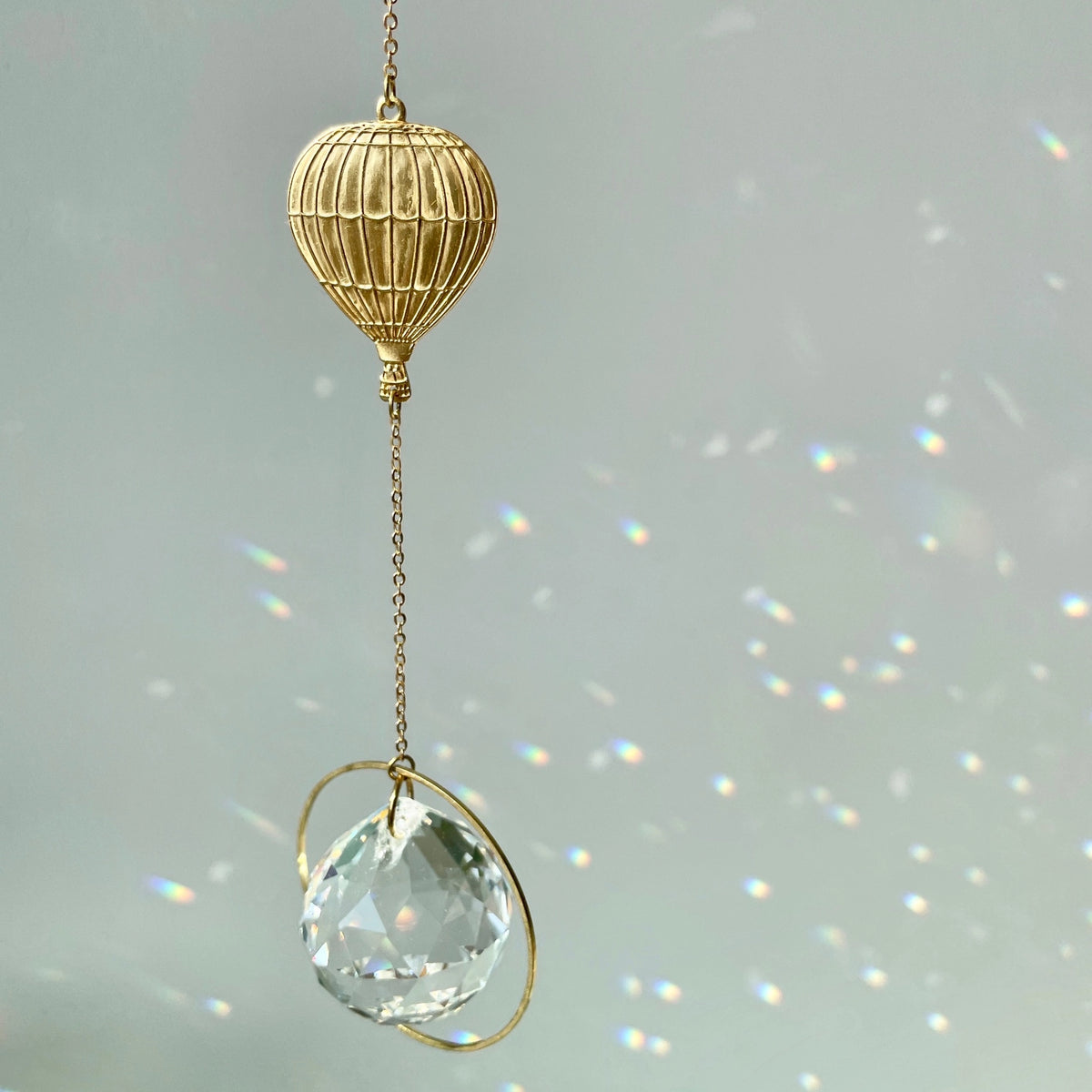 Lichtfänger Heissluftballon von Von Lani – Suncatcher Kristallglas Fensterdeko
