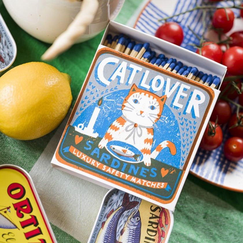 Streichholzschachtel „Cat Lover – Sardines“ von Archivist Gallery