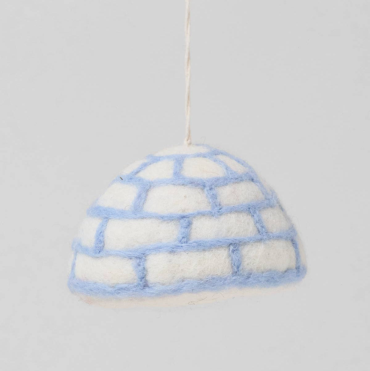 Wrap Frost Cat Filzanhänger – winterliche Katze am Weihnachtsbaum